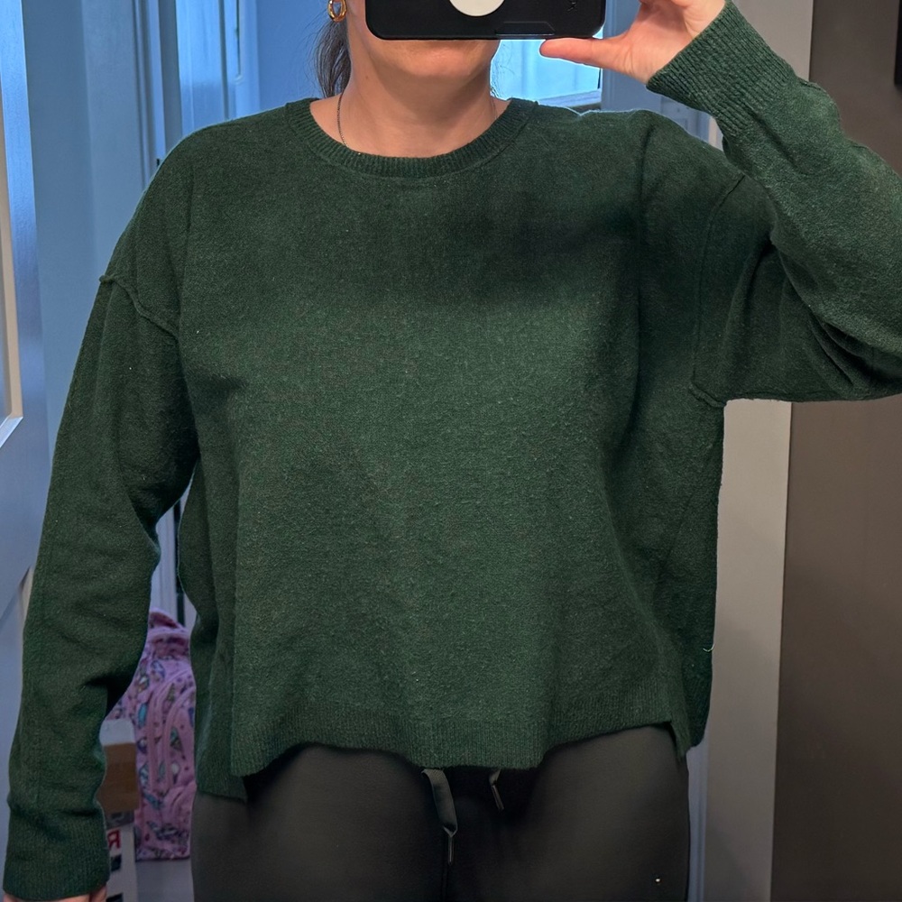Free People Green sweater size Small